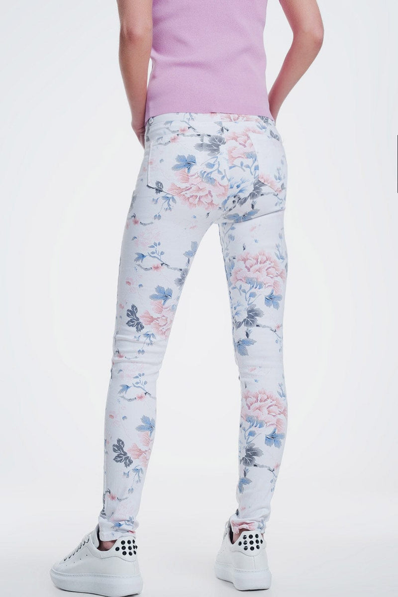 Q2 Women's Pants & Trousers White Skinny Jeans with Floral Print