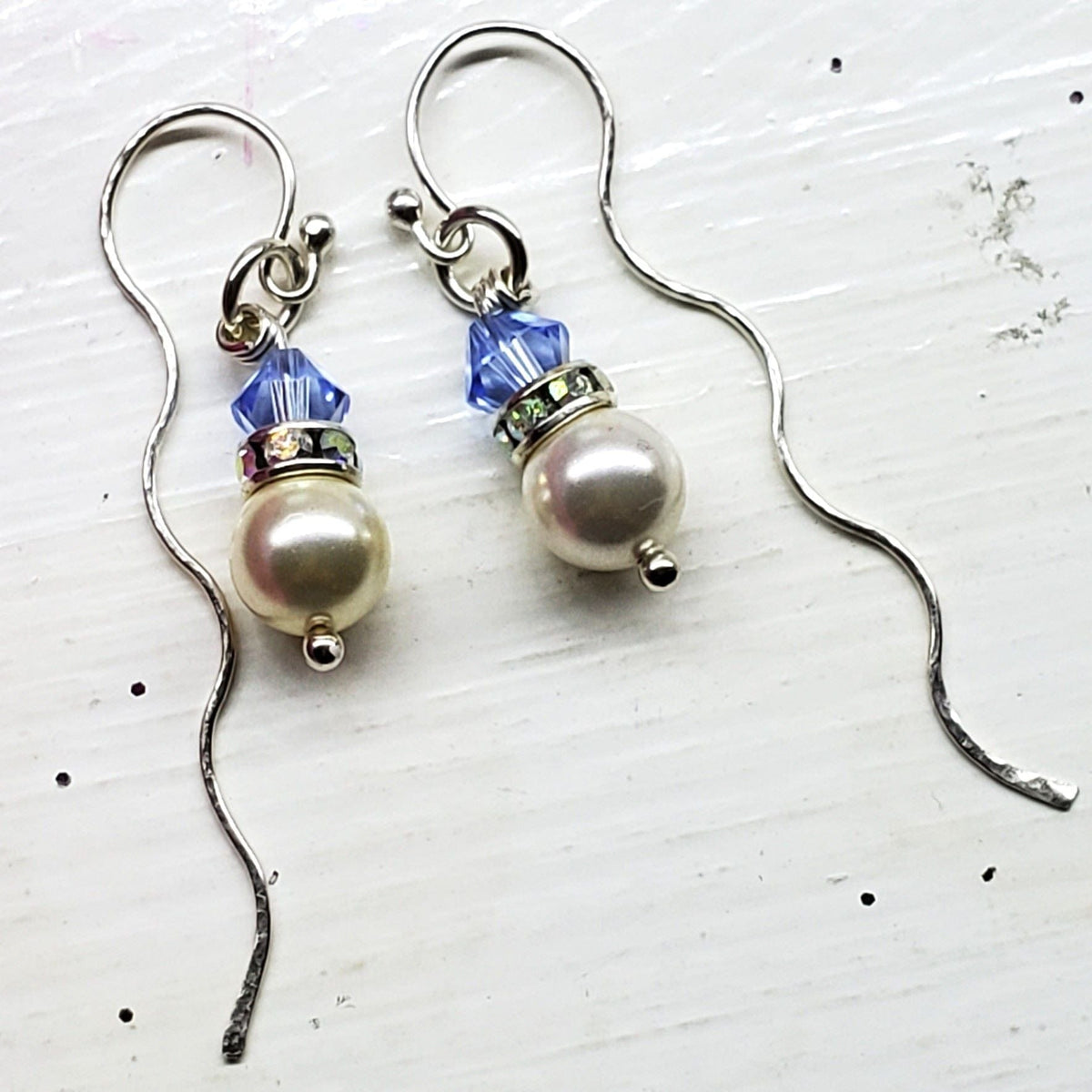 Alexa Martha Designs Earrings Ergonomic Crystal Pearl Wavy Ear Threaders