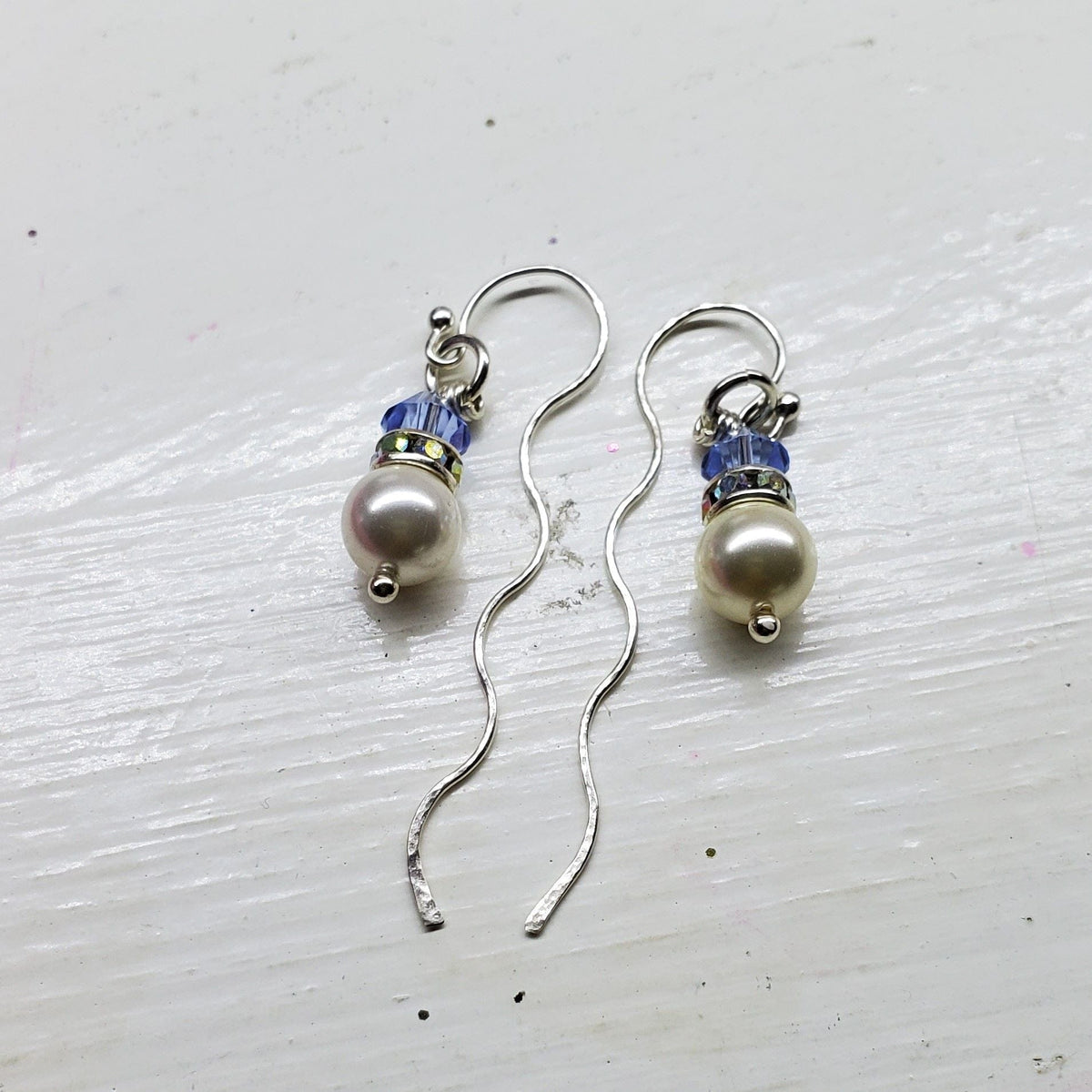 Alexa Martha Designs Earrings Ergonomic Crystal Pearl Wavy Ear Threaders