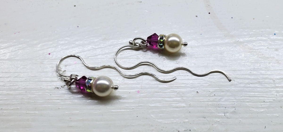 Alexa Martha Designs Earrings Ergonomic Crystal Pearl Wavy Ear Threaders