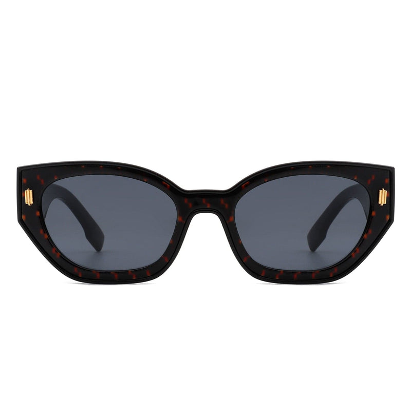 Cramilo Eyewear Sunglasses Dawnmist - Geometric Retro Round Irregular Narrow Cat Eye Sunglasses