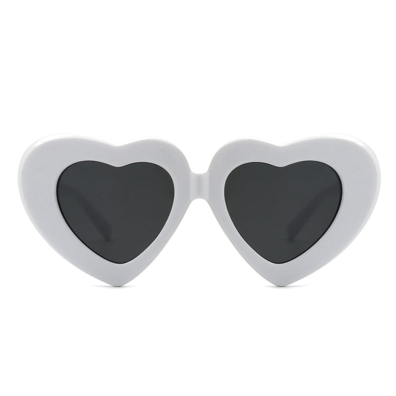 Cramilo Eyewear Sunglasses Novellea - Oversize Heart Shape Mod Clout Fashion Sunglasses