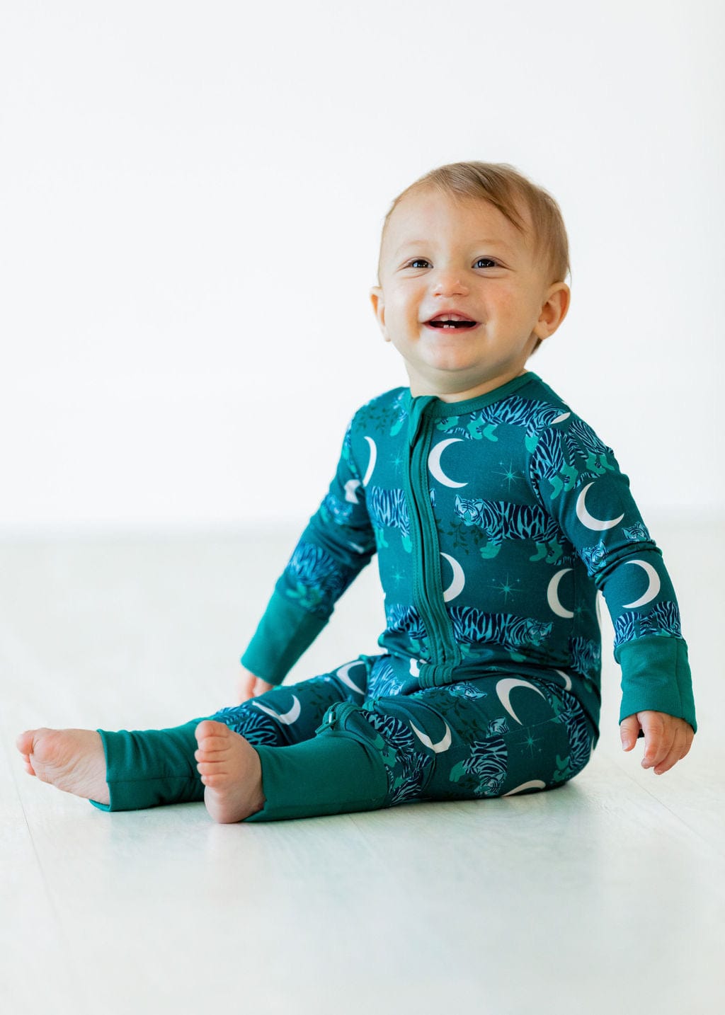 Eclipse Kids Baby & Toddler Sleepwear Midnight Tigers - Long Sleeve Zipper Romper