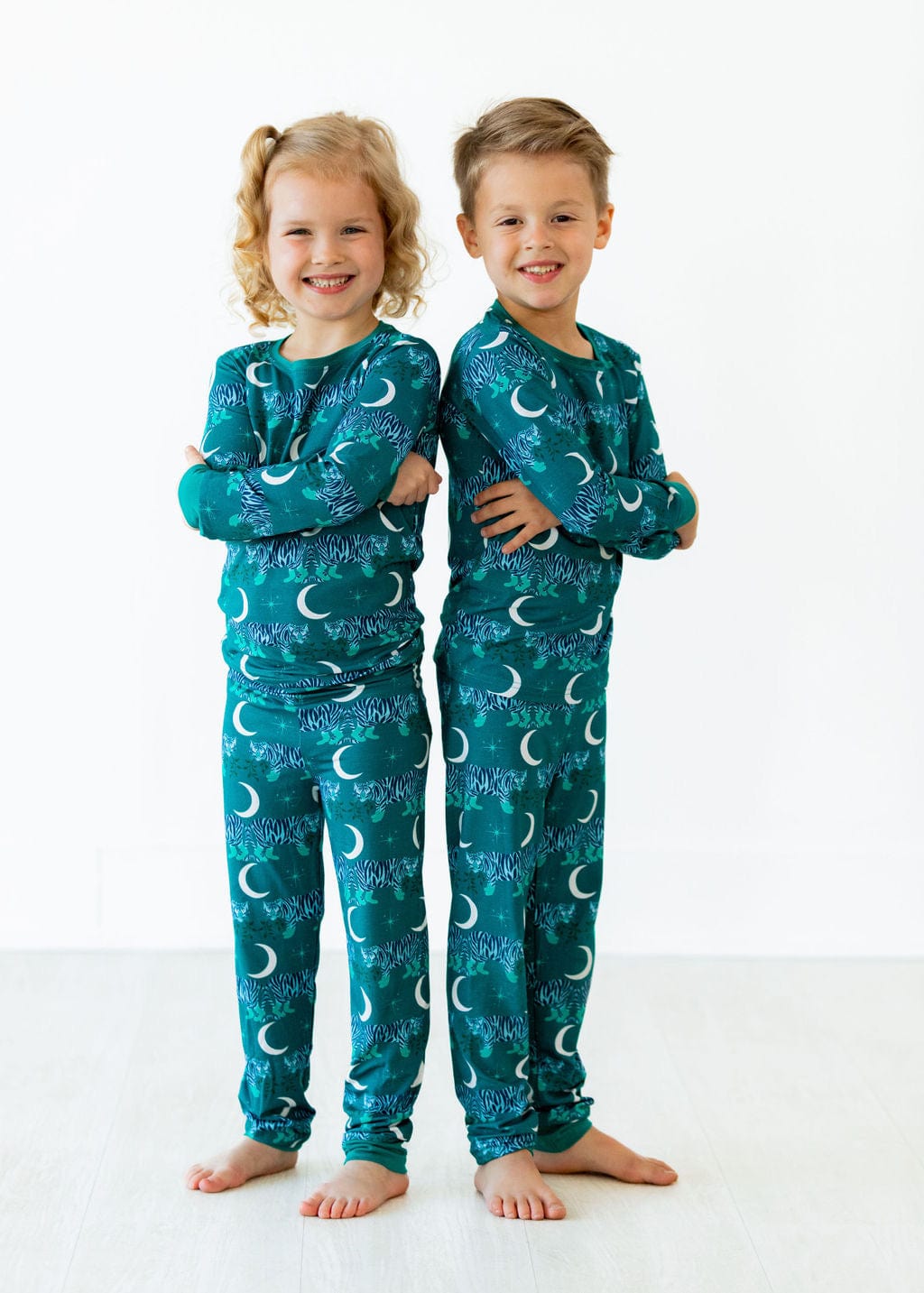 Eclipse Kids Pajamas Midnight Tigers - Long Sleeve 2 Piece Set