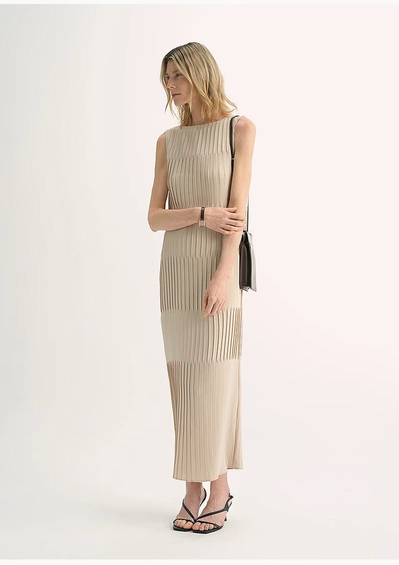 Fireladyfur Clothing Women's Fashion - Women's Clothing - Dress - Sleeveless Dress Original Design Handmade Pleated Straight Sleeveless Boat Neck Dress