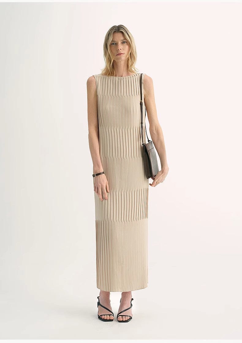 Fireladyfur Clothing Women's Fashion - Women's Clothing - Dress - Sleeveless Dress Original Design Handmade Pleated Straight Sleeveless Boat Neck Dress