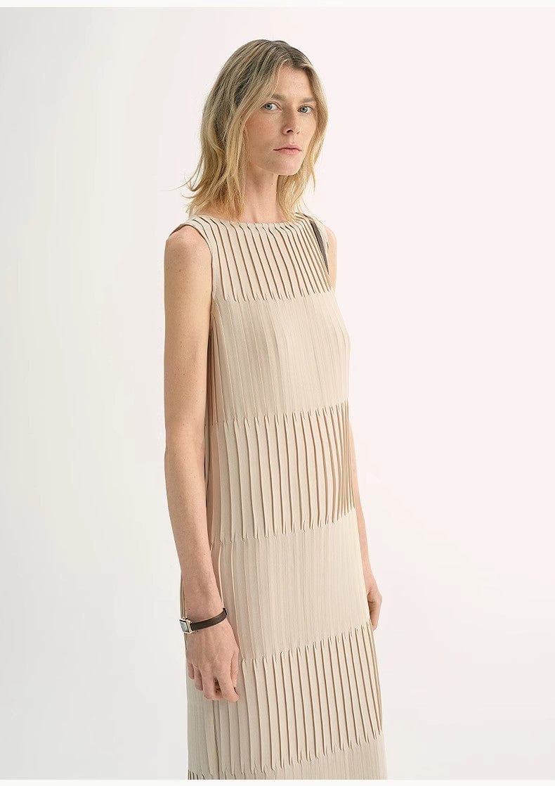 Fireladyfur Clothing Women's Fashion - Women's Clothing - Dress - Sleeveless Dress Original Design Handmade Pleated Straight Sleeveless Boat Neck Dress