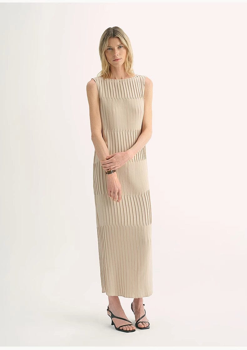 Fireladyfur Clothing Women's Fashion - Women's Clothing - Dress - Sleeveless Dress Original Design Handmade Pleated Straight Sleeveless Boat Neck Dress