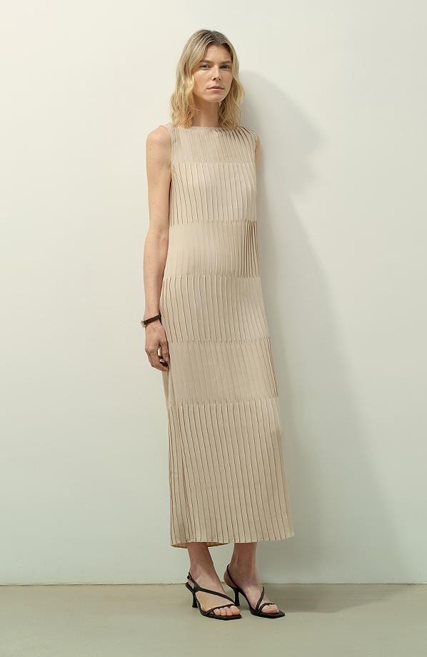 Fireladyfur Clothing Women's Fashion - Women's Clothing - Dress - Sleeveless Dress Original Design Handmade Pleated Straight Sleeveless Boat Neck Dress