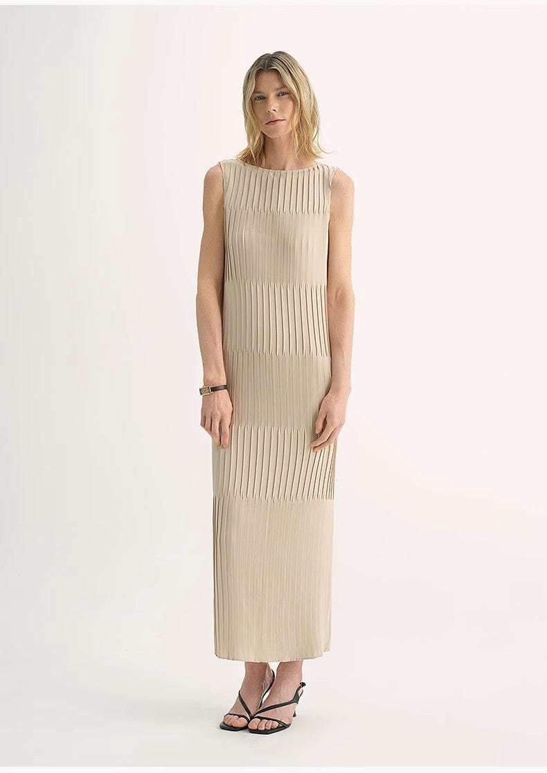 Fireladyfur Clothing Women's Fashion - Women's Clothing - Dress - Sleeveless Dress Original Design Handmade Pleated Straight Sleeveless Boat Neck Dress