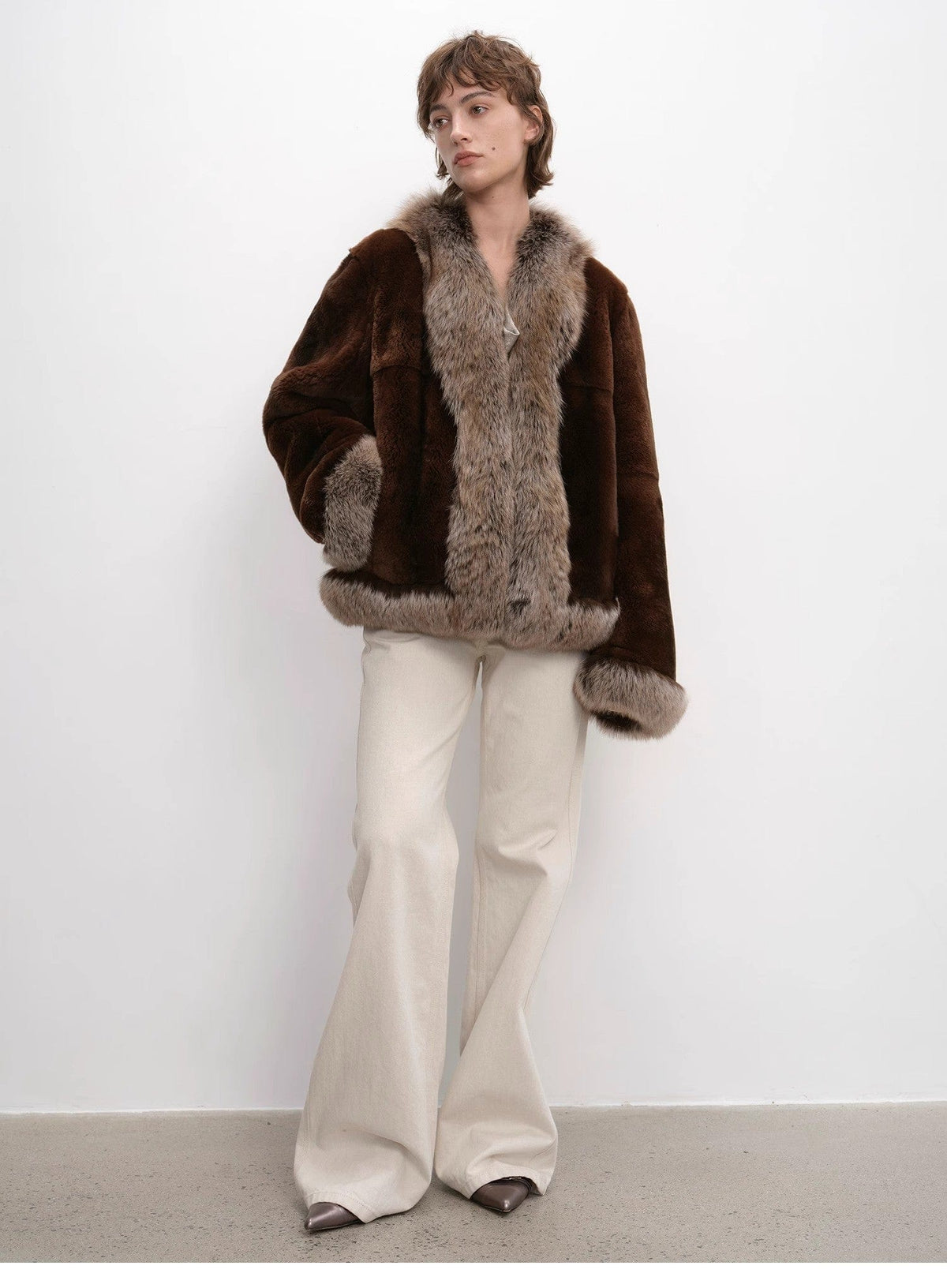Fireladyfur Clothing Women's Fashion - Women's Clothing - Jackets & Coats - Real Fur Paris Pictorial Vintage Two-Tone Fox Fur Collar Soft Otter Fur Jacket