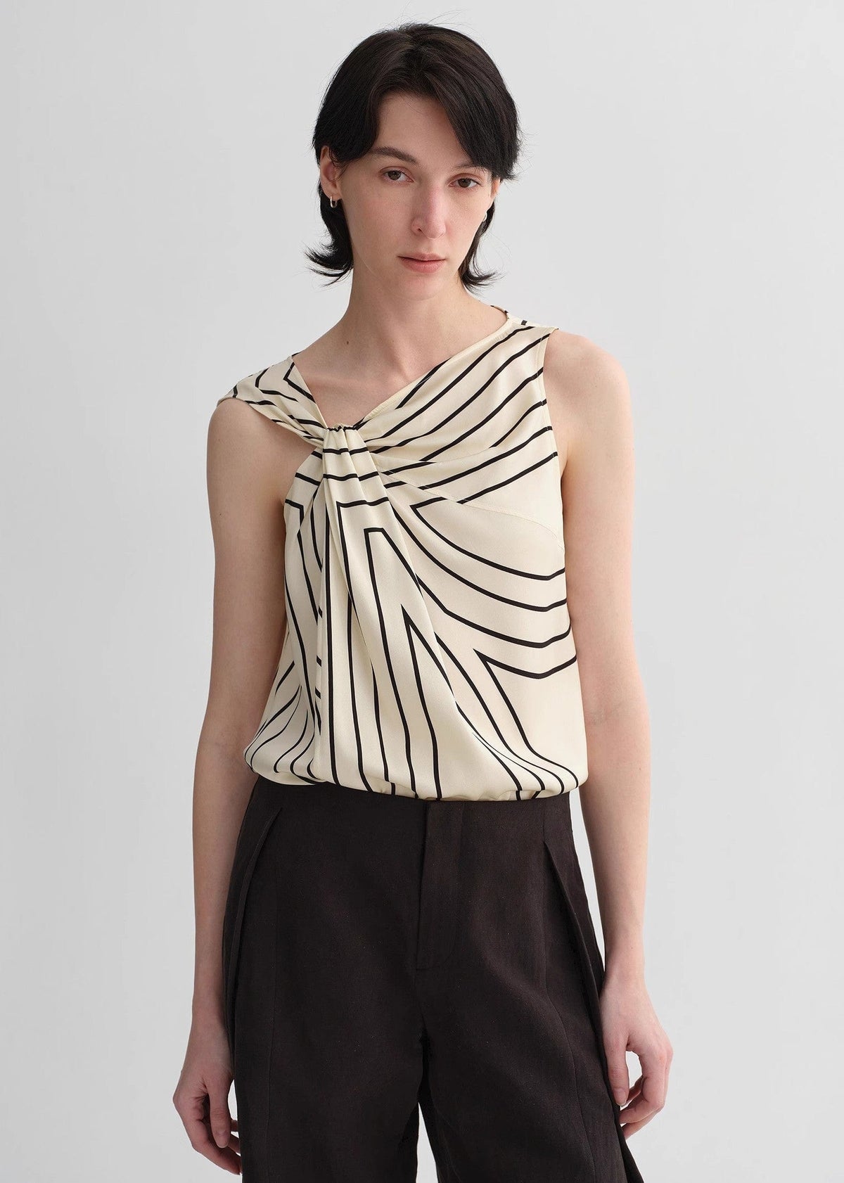 Fireladyfur Clothing Women's Fashion - Women's Clothing - Tops & Tees - Camis Elastic Silk Twisted Collar Original Geometric Print Slim Fit Multi-Occasion T-Shirt Sleeveless Vest for Women