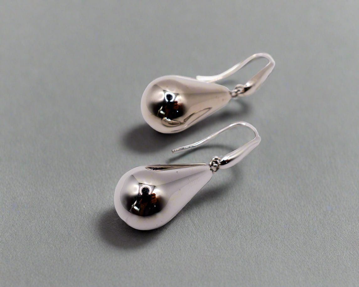 Le Réussi Earrings Italian Silver Tear Earrings | Le Réussi
