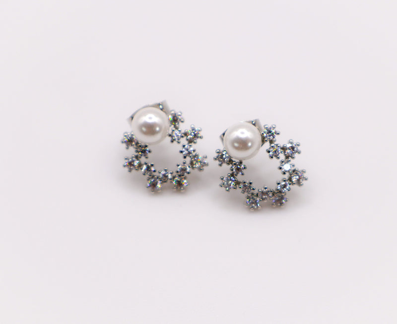 Le Réussi Earrings Pearl Boutique Earrings