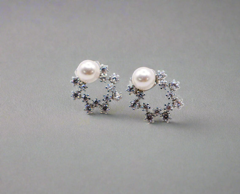 Le Réussi Earrings Pearl Boutique Earrings