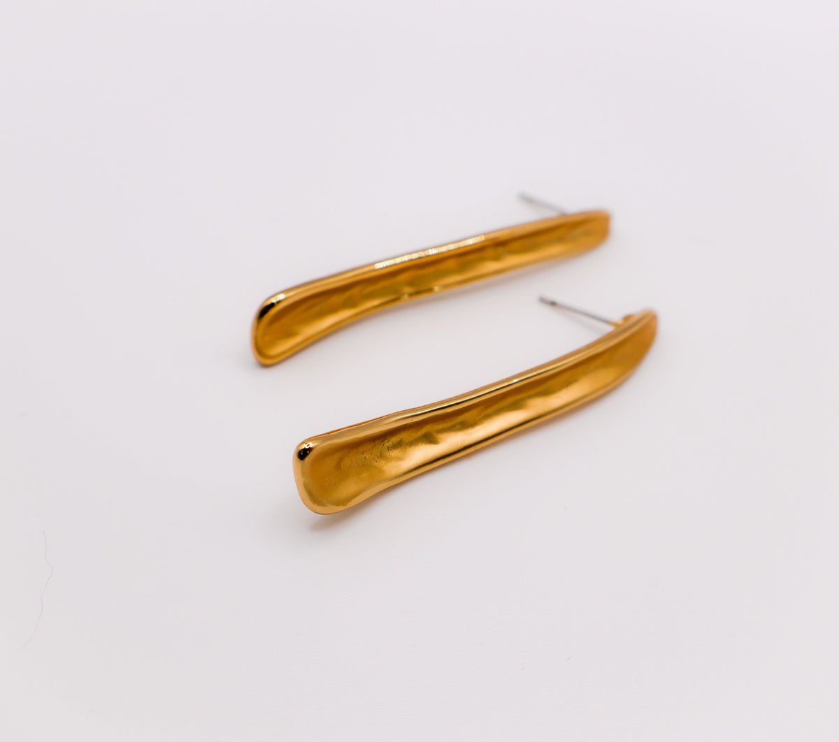 Le Réussi Earrings Straight Gold Earrings | Le Réussi