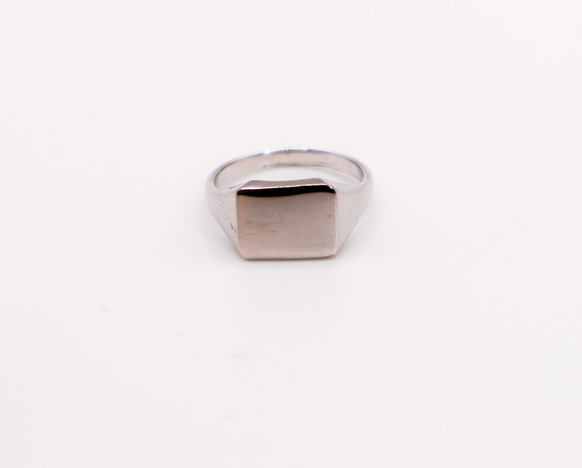 Le Réussi Ring Italian Rectangle Silver Ring | Le Réussi
