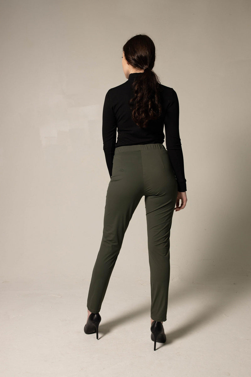 Le Réussi Skinny Pants - Olive Olive Skinny Pants Women's Trousers | Le Réussi
