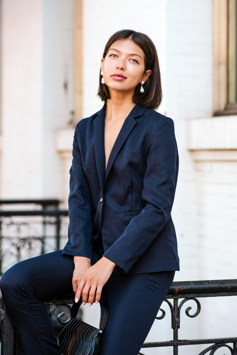 Le Réussi Women's Blazer Wool Navy Blazer/Suit | Le Réussi