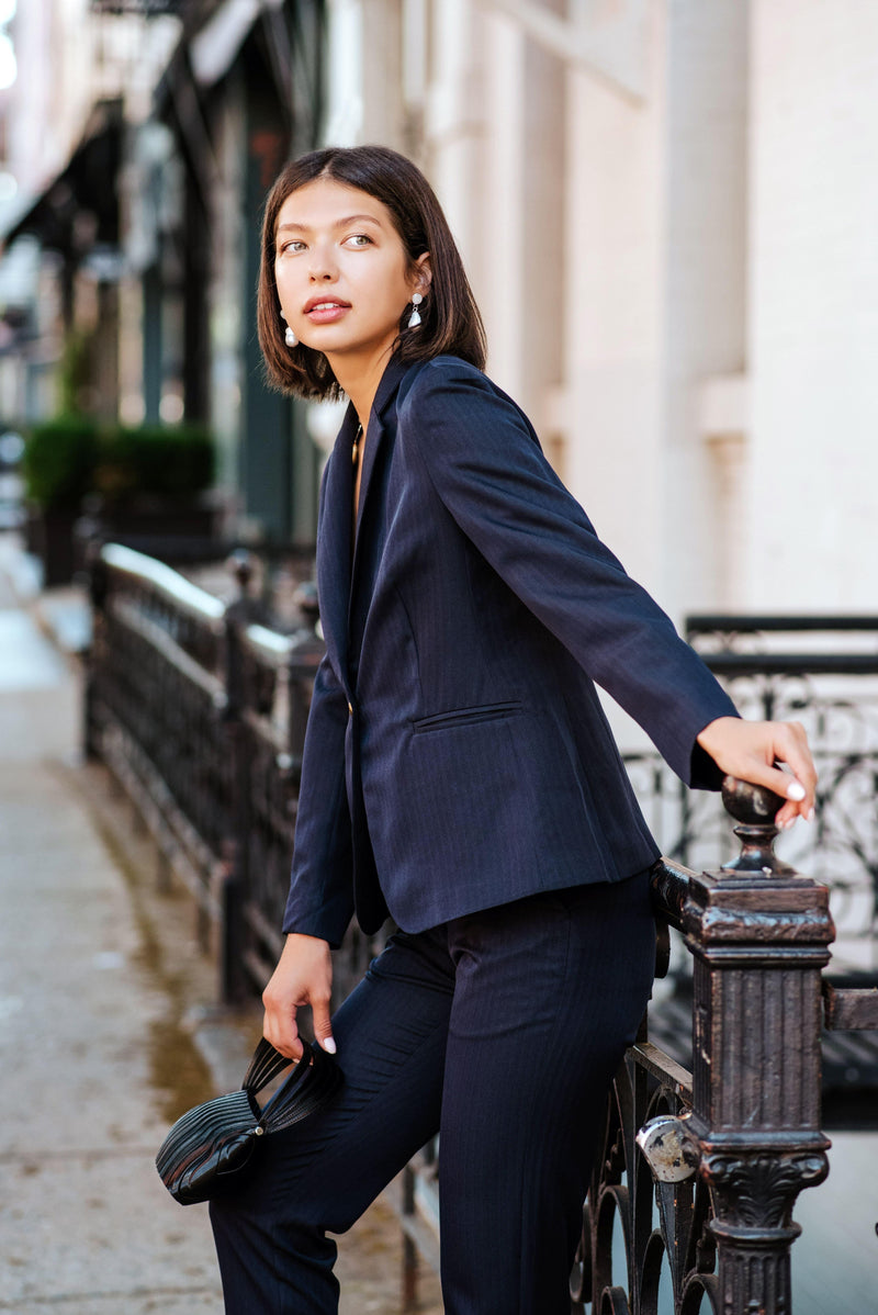 Le Réussi Women's Blazer Wool Navy Blazer/Suit | Le Réussi