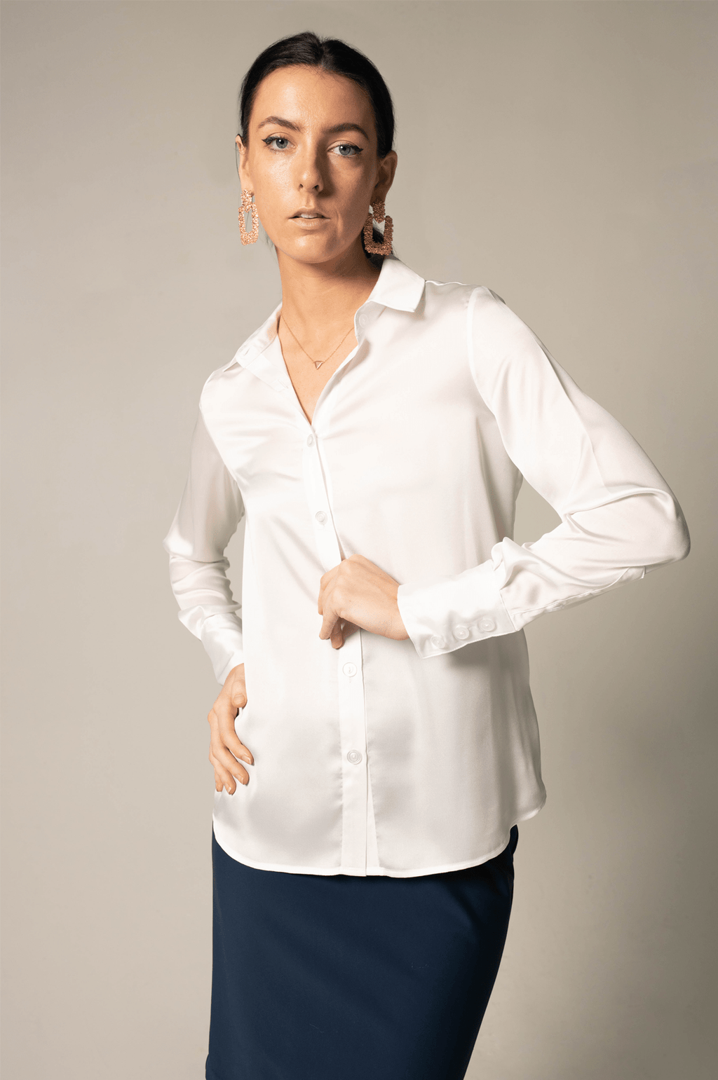 Le Réussi Women's Blouse Elegance Silk Shirt in White | Le Réussi