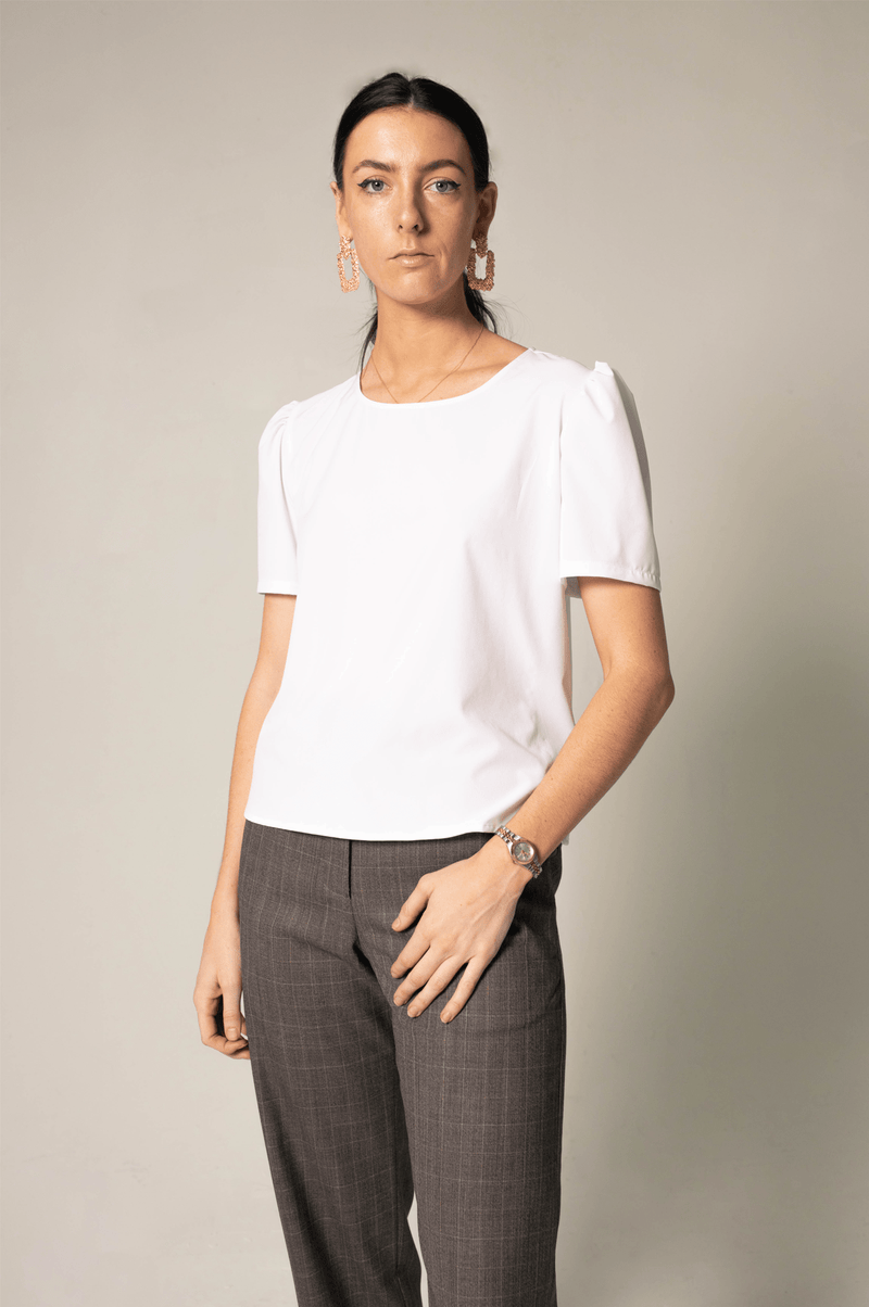 Le Réussi Women's Blouse Elegant Round Neck Blouse in White | Le Réussi