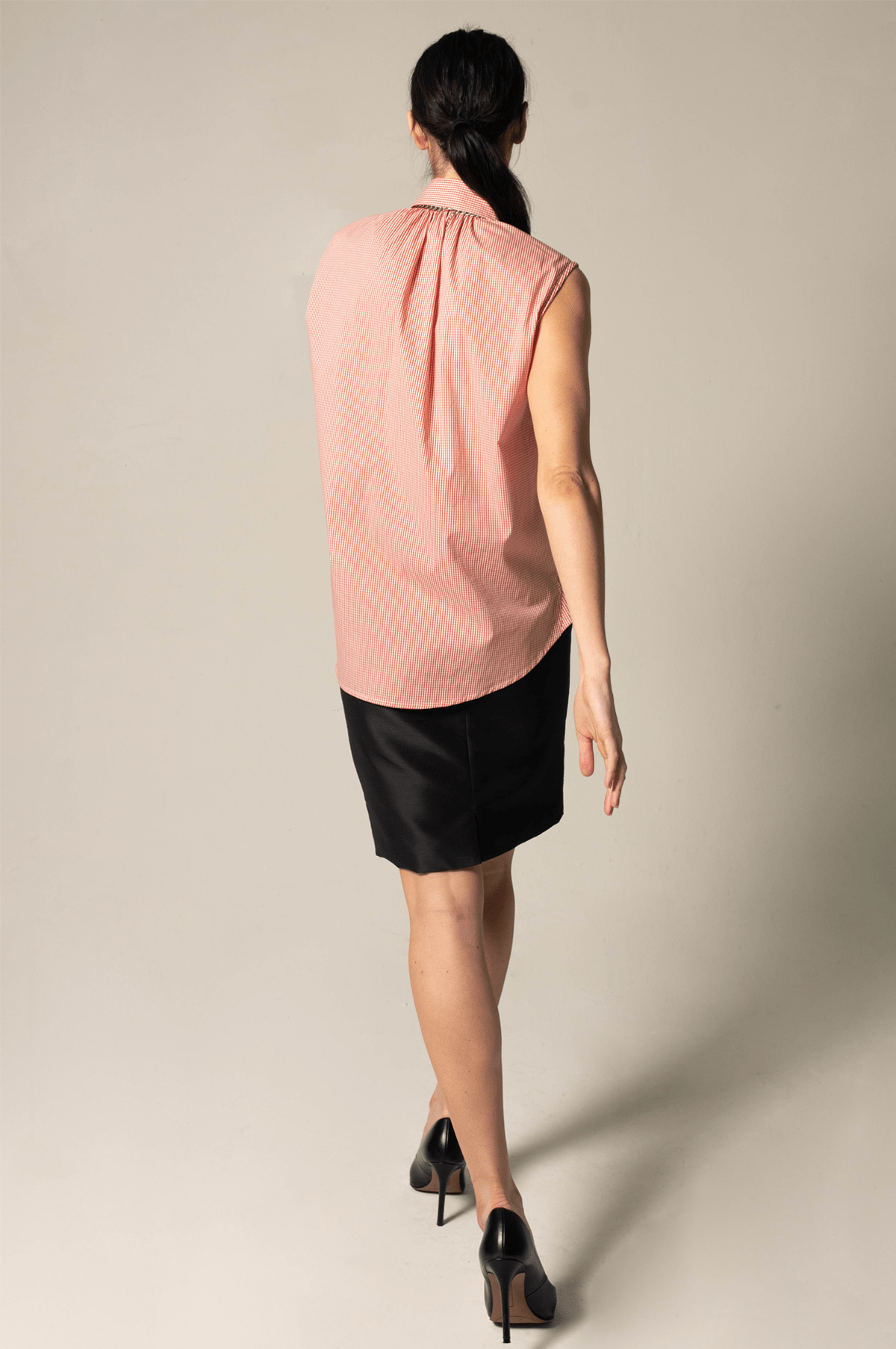Le Réussi Women's Blouse Italian Cotton Orange Sleeveless Top | Le Réussi