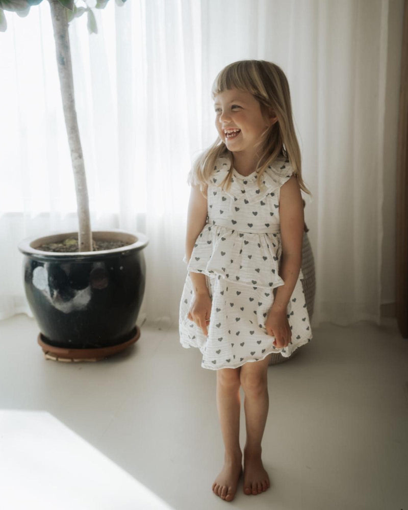 Lil' Paradise Copenhagen Kids & Babies - Mother & Kids - Boys' Baby Clothing - Clothing Sets Organic Heart Garden Ruffle Dress