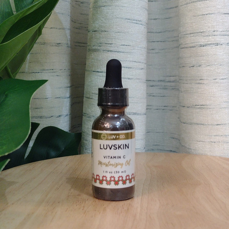 LUV + CO. skincare Vitamin C Moisturizing Oil