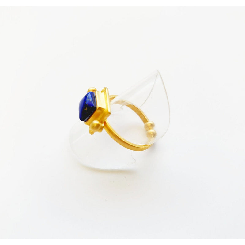 MINU Jewels Ring Heka 18 Kt Gold Plated Ring in Blue Lapis | MINU