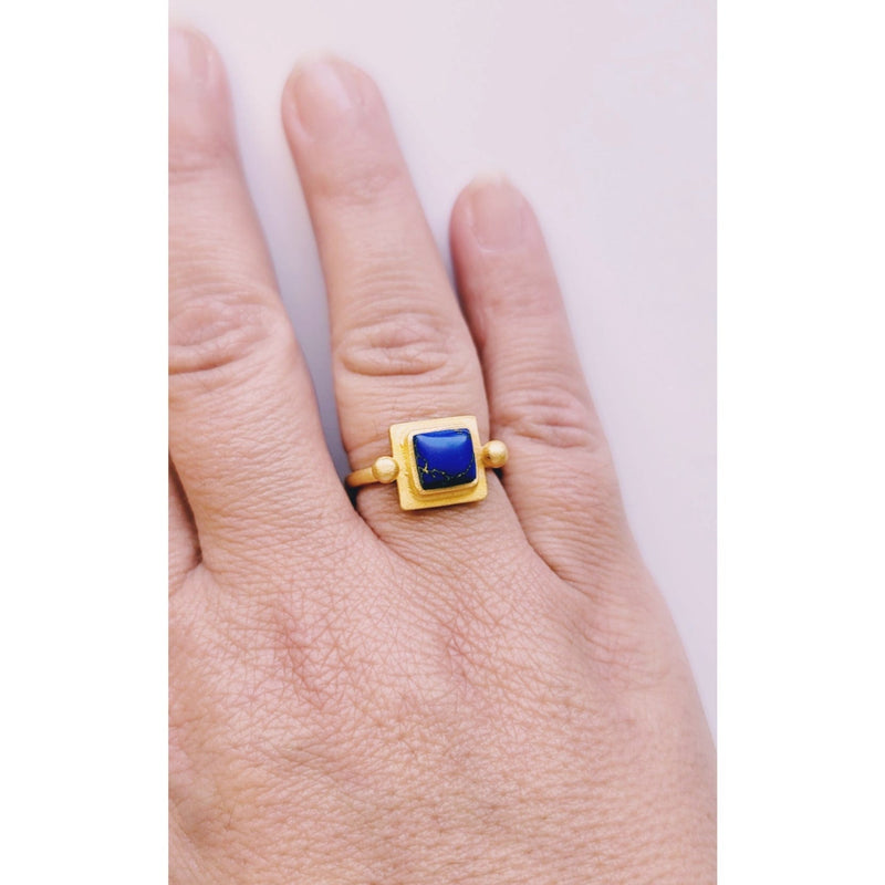 MINU Jewels Ring Heka 18 Kt Gold Plated Ring in Blue Lapis | MINU