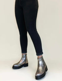 oobash Women's Boots Emilia Metallic Ankle Bootie