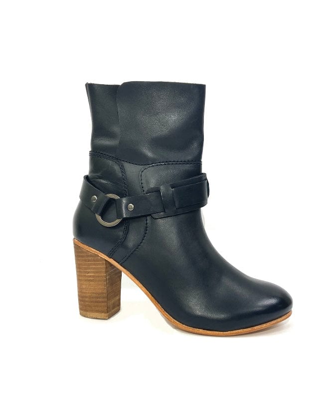 oobash Women's Boots Lea Black Stacked Heel Boot