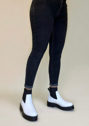 oobash Women's Boots Olivia White Platform Chelsea