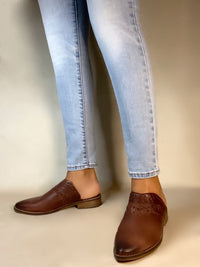 oobash Women's Mules Ali Brown Pointed Mules