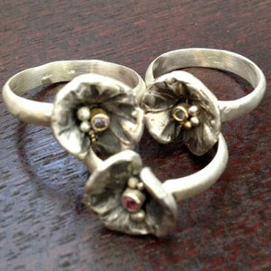 Pattie Parkhurst Jewelry Ring Dainty! One Flower Sterling Silver Ring with Precious Stone and Granulation Balls