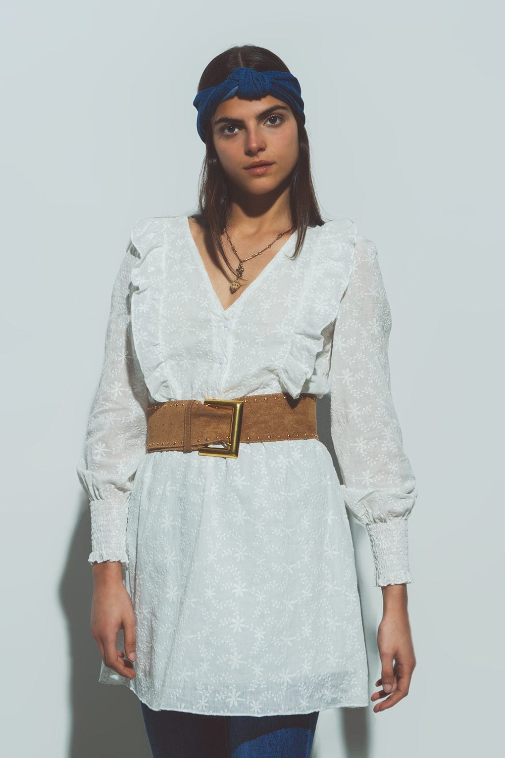 Q2 Dresses Floral Textured Mini Dress in White