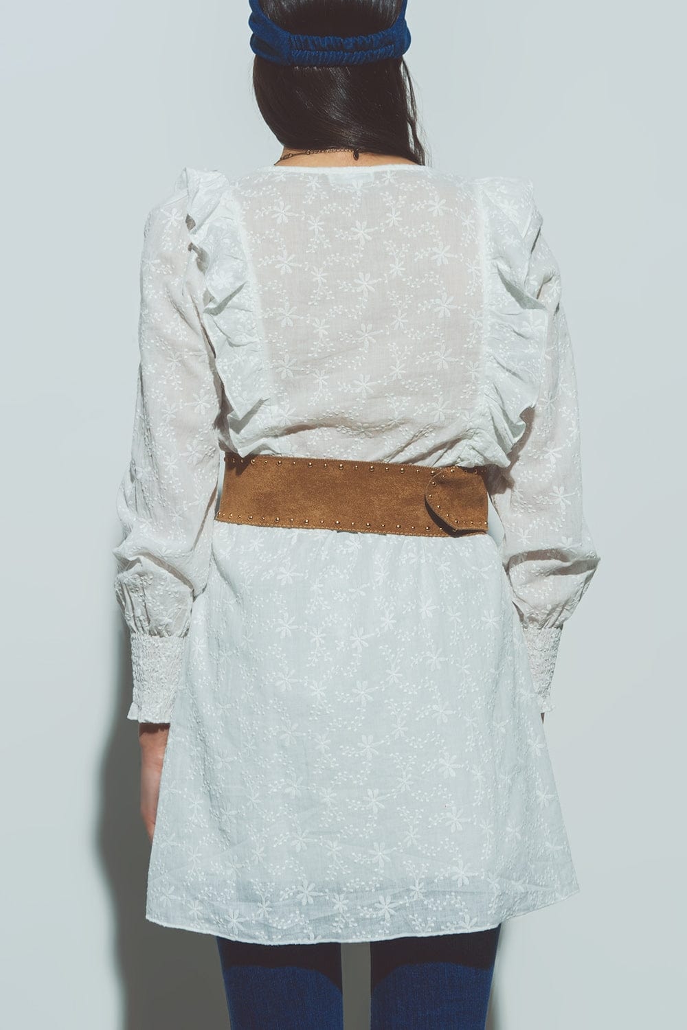 Q2 Dresses Floral Textured Mini Dress in White