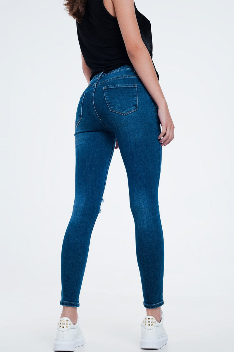 Q2 Jeans Distressed skinny fit jeans in mid wash