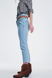 Q2 Jeans high waist mom jeans with belt in light denim