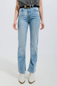 Q2 Jeans Jeans in light wash with raw hem