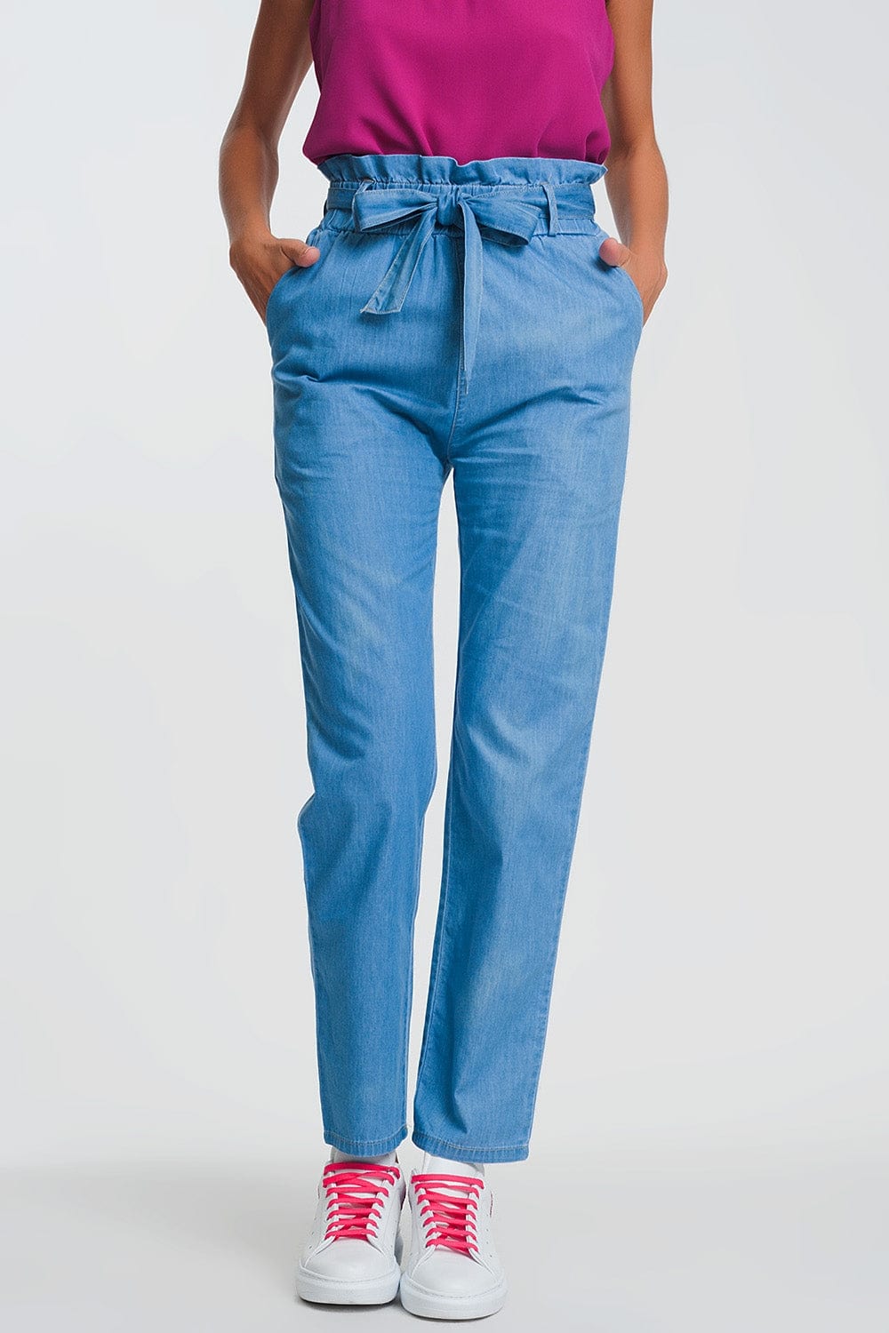 Q2 Jeans Lightweight Paperbag tie waist jean in light blue