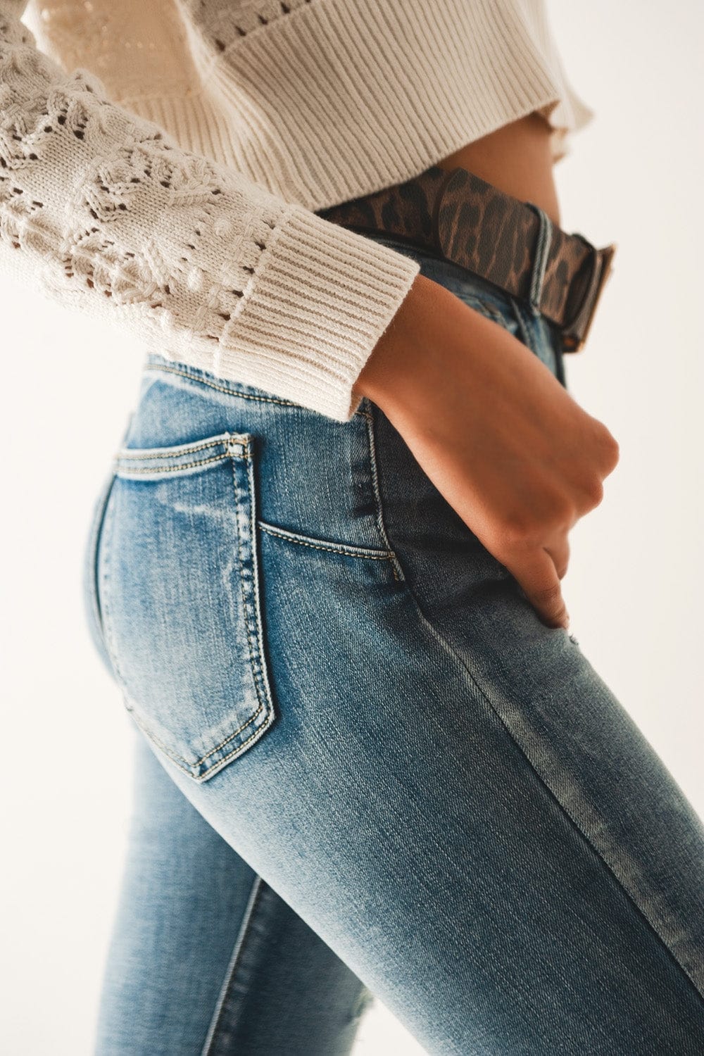 Q2 Jeans Push up Ripped skinny jean in blue