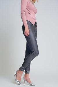 Q2 Pants Coated pants in gray