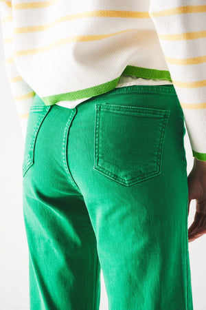 Q2 Pants High waisted slouchy mom jeans in green