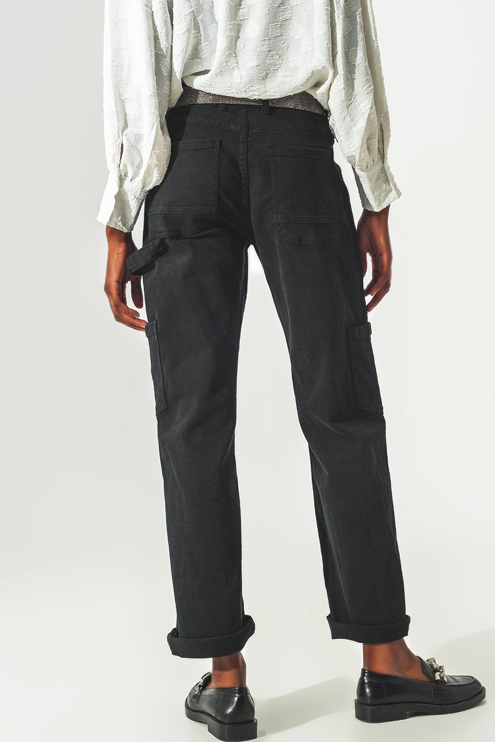 Q2 Pants Straight Leg Cargo Pants in Black