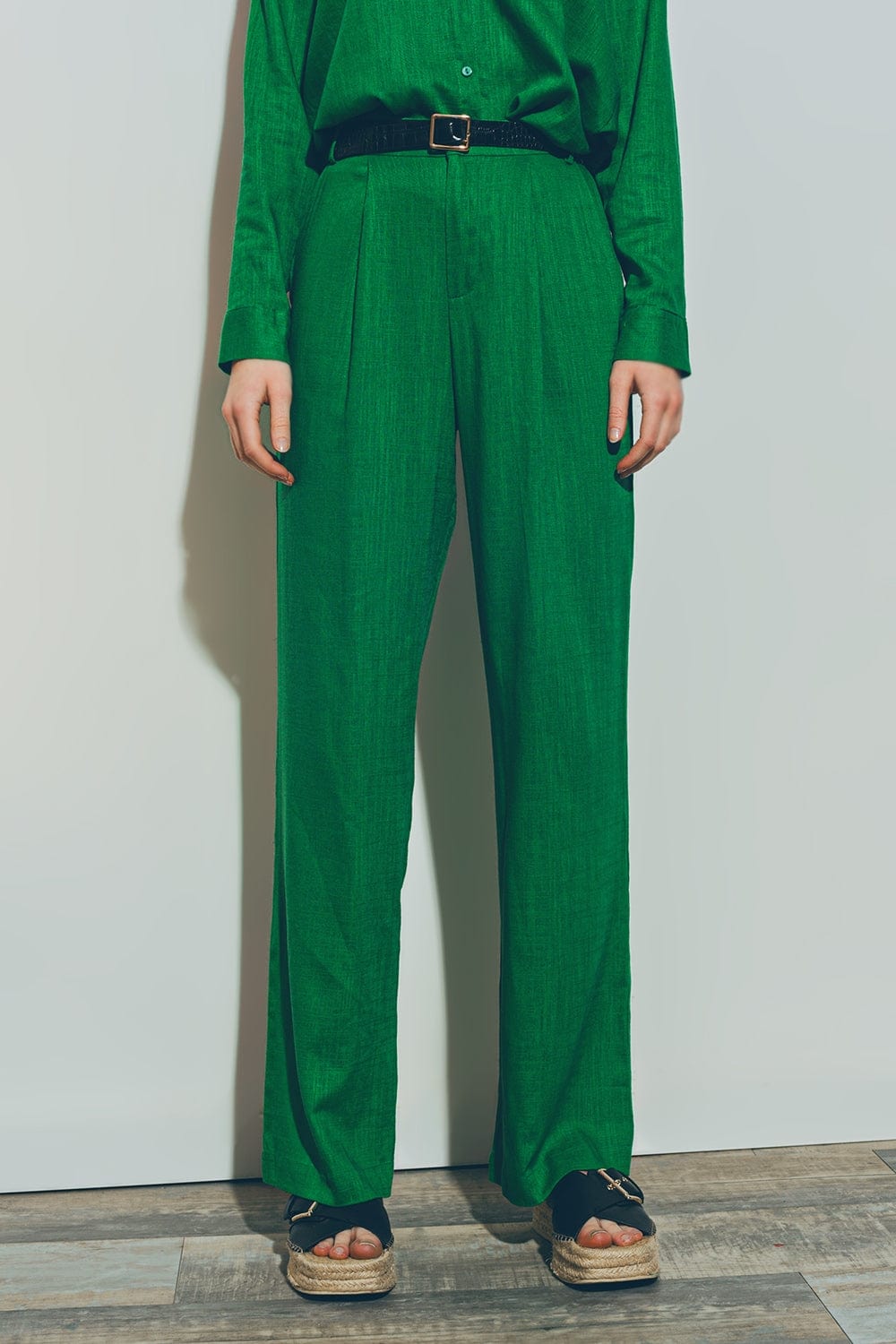 Q2 Pants Wide-legged pants in light cotton fabric in green