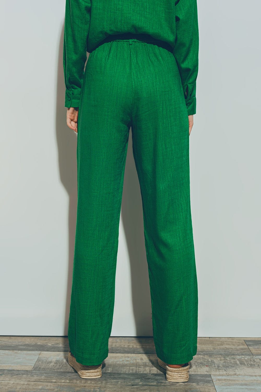 Q2 Pants Wide-legged pants in light cotton fabric in green