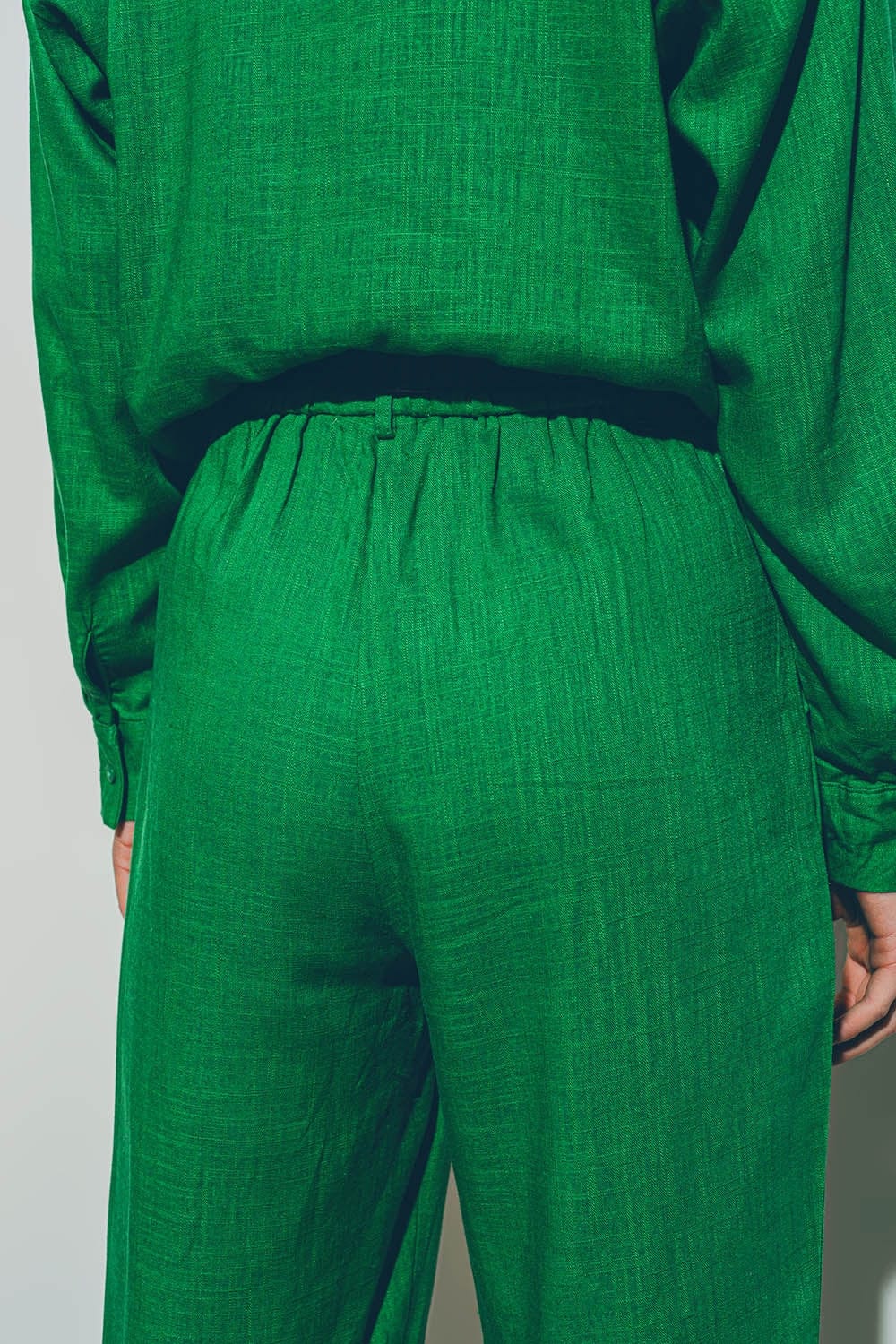 Q2 Pants Wide-legged pants in light cotton fabric in green