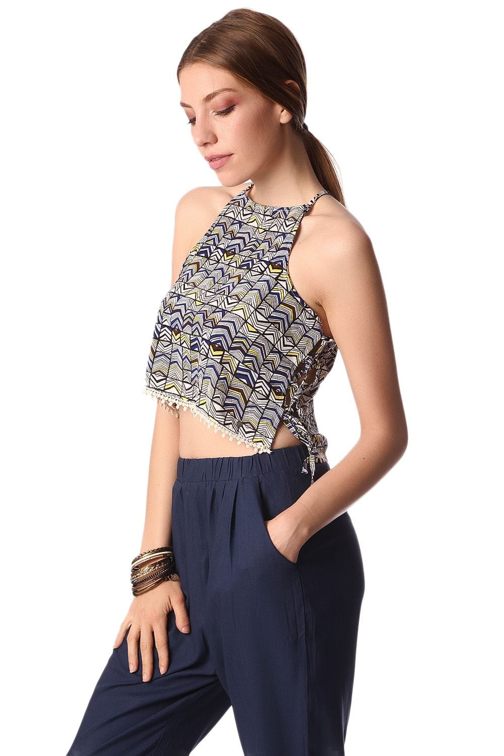 Q2 Shirts Blue printed crop top with lace up side detail